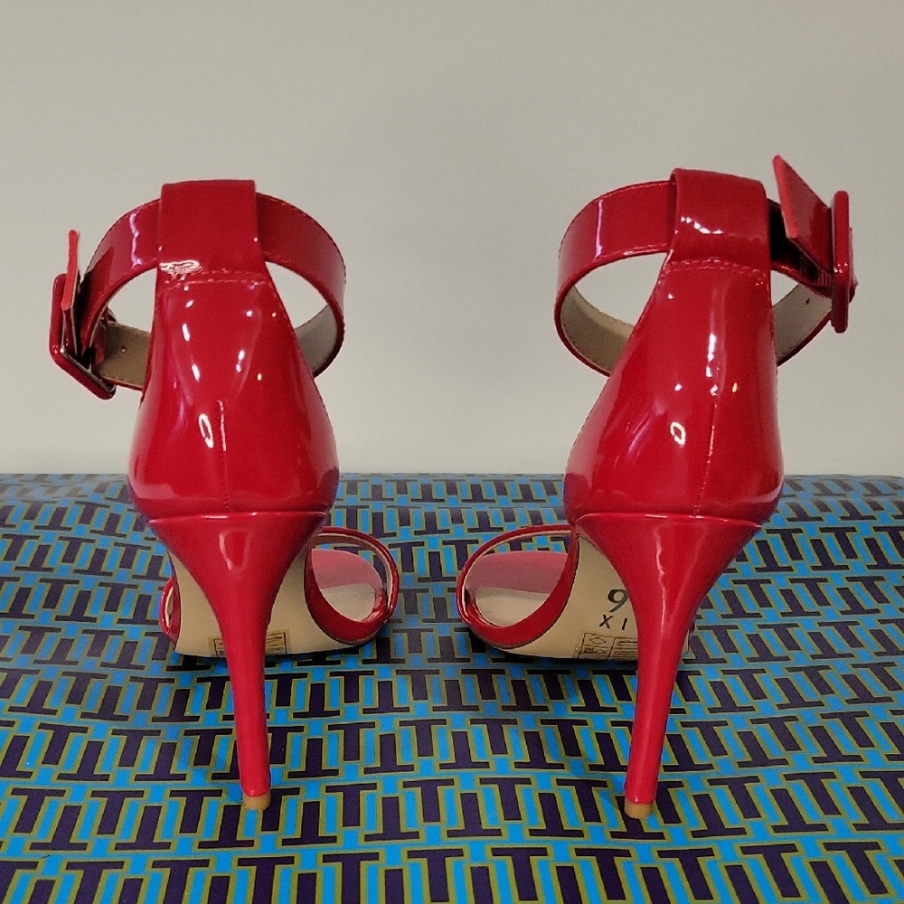 Scarlet Red Patent Leather High Heel Sandals- LIKE NEW Size 8.5 - Picture 4 of 16